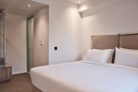 NLH KERAMEIKOS - Neighborhood Lifestyle Hotels — photo 7