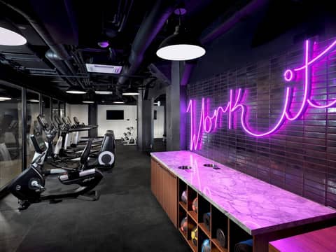 Axiom Hotel — photo 7