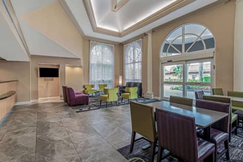 La Quinta by Wyndham Naples Downtown — photo 2