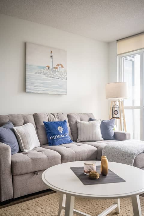 Elegant Downtown Apartments — photo 6
