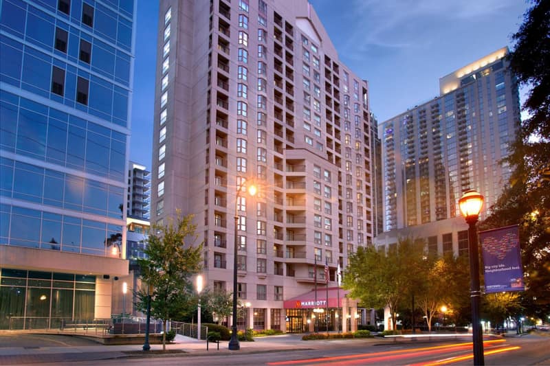 Atlanta Marriott Suites Midtown — building