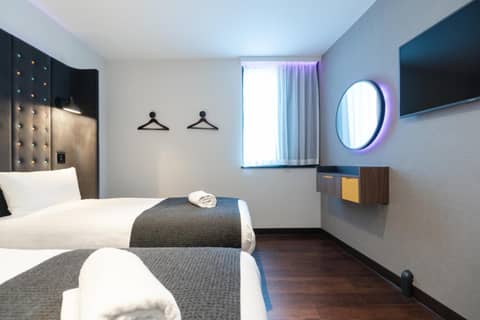 Point A London Liverpool Street — hotel room