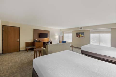 Best Western Plus Henderson Hotel — photo 9
