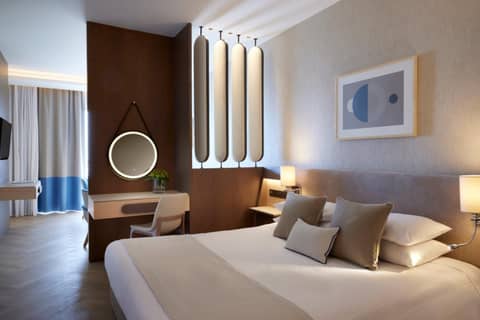 Mediterranean Beach Hotel — photo 3