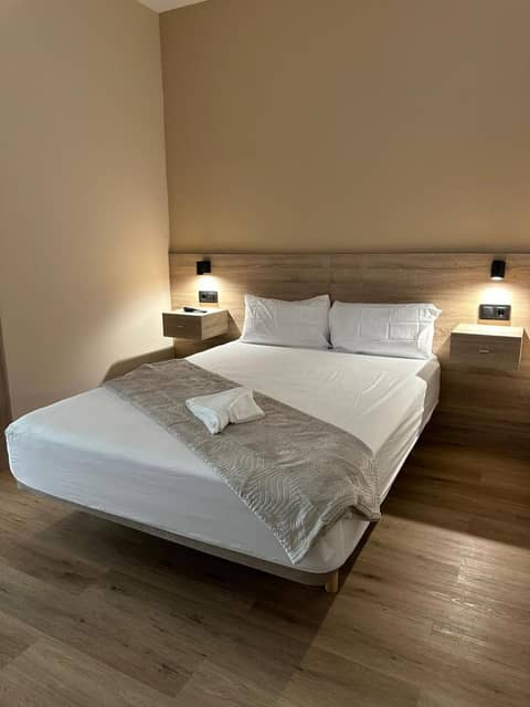 OPTIMUS COMFORT Campoamor 101 — hotel room