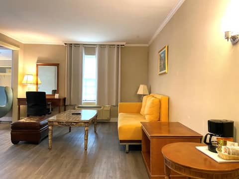 Ramada by Wyndham Los Angeles/Wilshire Center — photo 6
