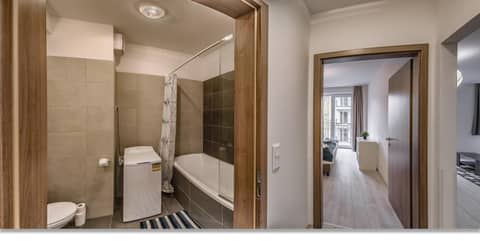 Nova City Apartments — bathroom