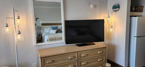 Newly Renovated Privately owned OF condo on 6th floor Ocean Reef w-heated pools, lazy river, hot tubs & restaurants — photo 9