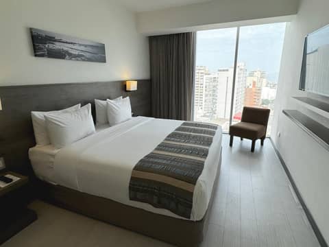 Best Western Plus Urban Larco Hotel — hotel room
