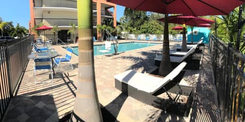 Days Inn by Wyndham Sarasota Bay — photo 6