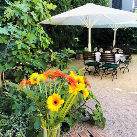 Hotel Neufeld — dining
