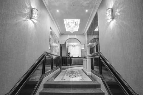Pembridge Palace Hotel — hotel reception