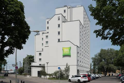 ibis Styles Berlin Treptow — photo 3