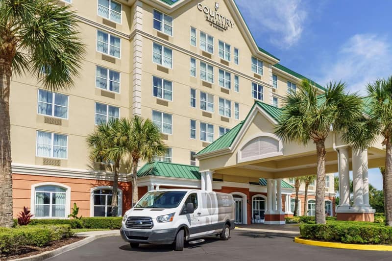 Country Inn & Suites by Radisson, Orlando Airport, FL — building