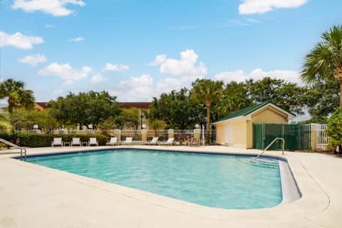 Country Inn & Suites by Radisson, Orlando Airport, FL — photo 3
