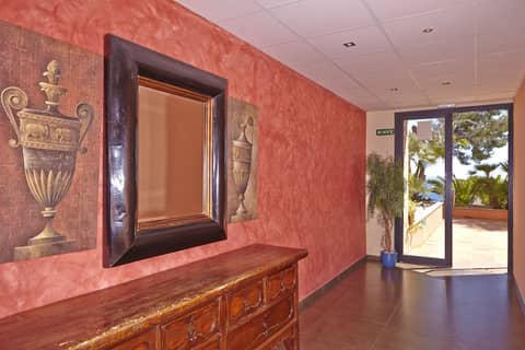 MLL Blue Bay Hotel — recepcion & lobby