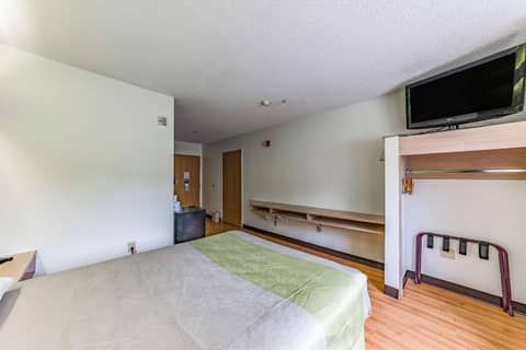 Motel 6-Charlotte, NC - University — photo 4