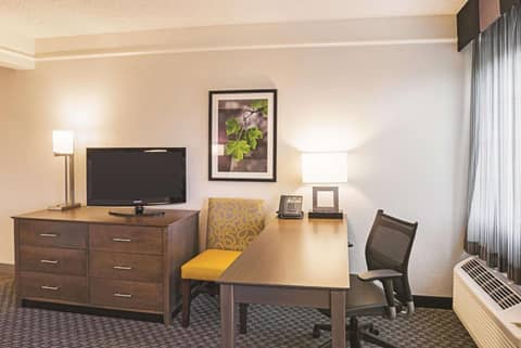 La Quinta by Wyndham Fort Worth North — photo 5