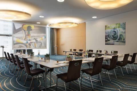Renaissance Zurich Tower Hotel — photo 5