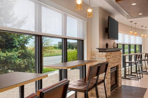 Holiday Inn Express & Suites Denver Airport by IHG — photo 2