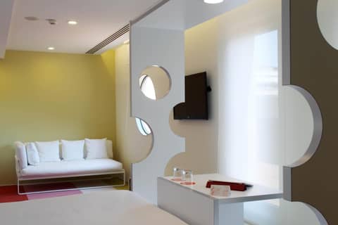 Room Mate Pau Barcelona — photo 8