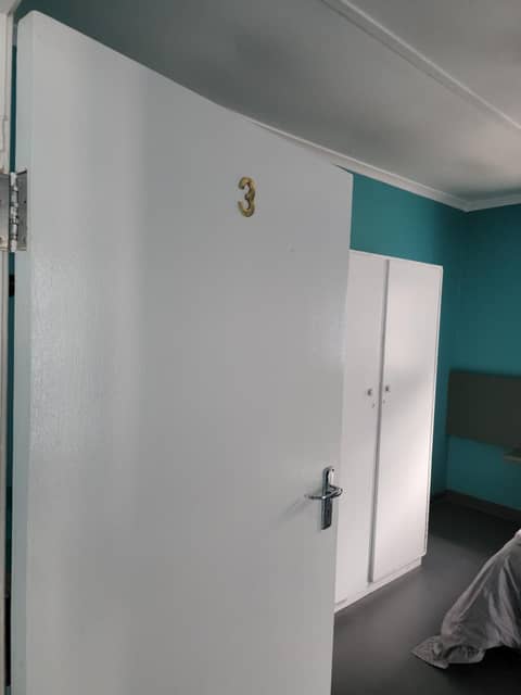 Hasate Guest House 4 st james street Oakdale Belliville Cape Town South Africa — photo 8