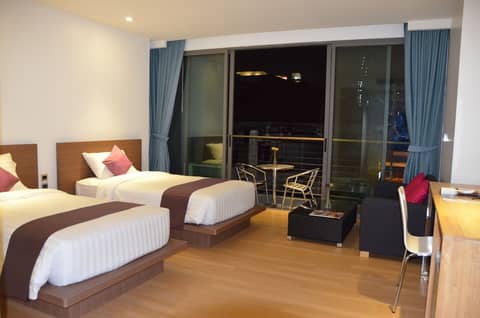 The Scenery City Hotel — hotel room