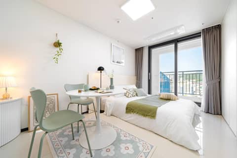 Urbanstay Busan Cityhall — hotel room