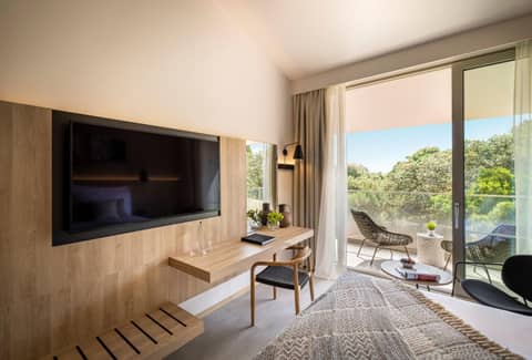 Valamar Tirena Hotel — hotel room