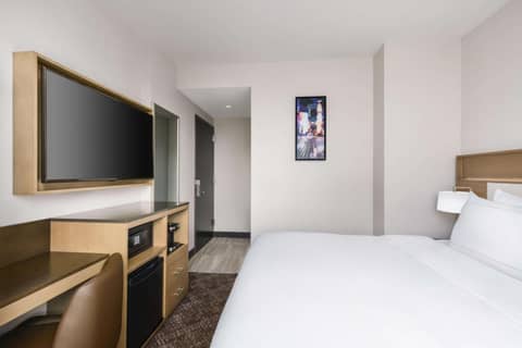 DoubleTree by Hilton New York Times Square South — photo 7