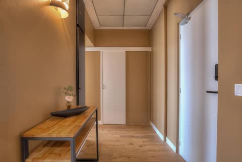 Maison Lamartine - Nice — hotel room