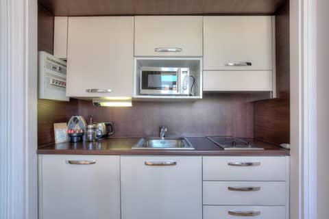 Maison Lamartine - Nice — kitchen