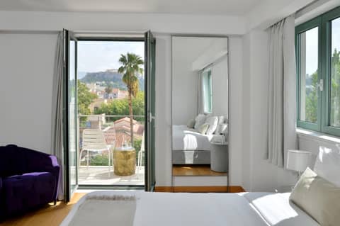 Athenaeum Eridanus Luxury Hotel — hotel room
