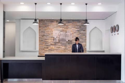 Holiday Inn Express Dubai Jumeirah an IHG Hotel — hotel reception