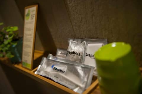 Grandmas Plus Hotel Legian — other