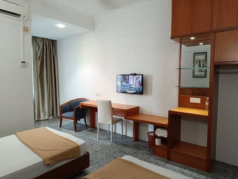 Hotel Hong Ping — hotel room