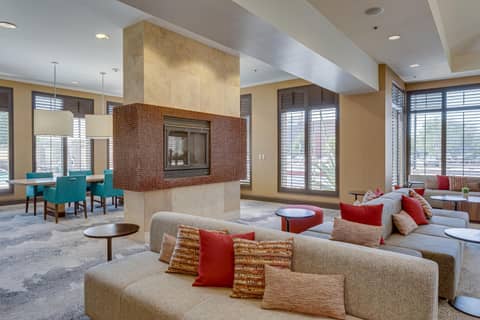 Hilton Garden Inn Phoenix Airport North — photo 2