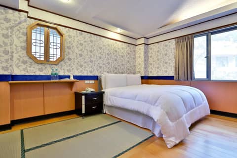 Phoenix Pavilion Hot Spring Hotel — photo 3