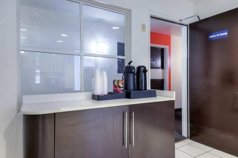Motel 6-San Diego, CA - Downtown — photo 3