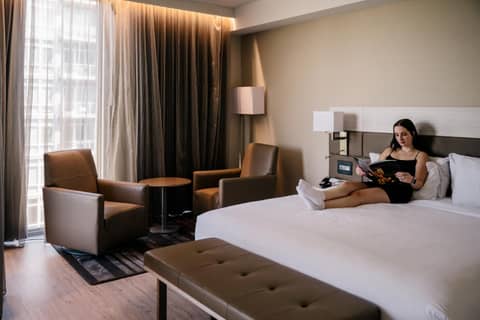 AC Hotel by Marriott Washington DC Capitol Hill Navy Yard — human