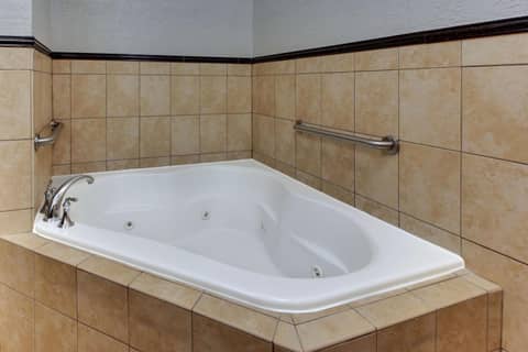 Drury Inn & Suites Phoenix Happy Valley — photo 9