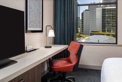 Hilton Garden Inn- Chicago Central Loop — photo 3