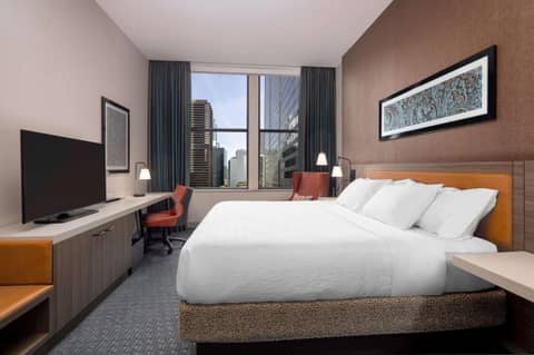 Hilton Garden Inn- Chicago Central Loop — photo 9