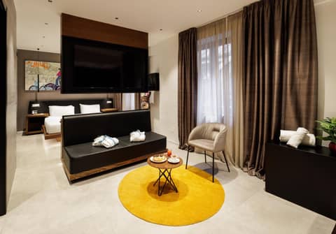 The Corner Duomo Hotel — hotel room