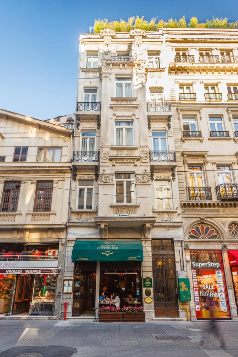Ravouna 1906 Bosphorus Istanbul — building