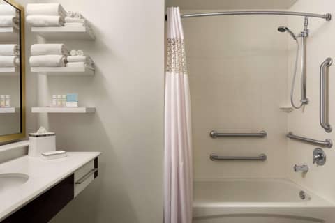 Hampton Inn Chicago Downtown/N Loop/Michigan Ave — photo 6