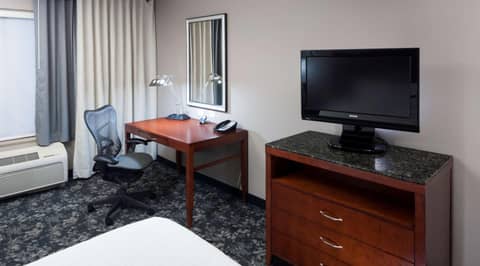 Hilton Garden Inn Austin North — photo 4