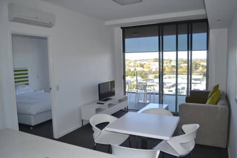 Eastwood Apartments — photo 5