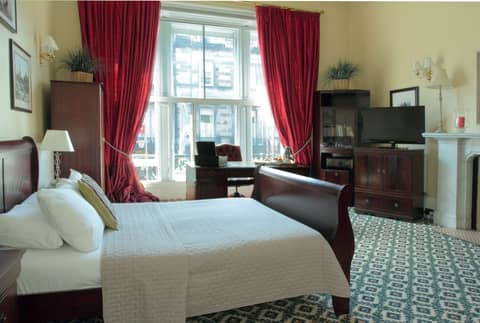 Thistle Hotel — photo 9