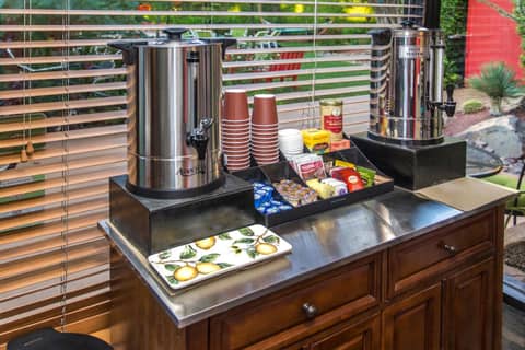 Desert Riviera Hotel - A Town & Desert Boutique Hotel — dining